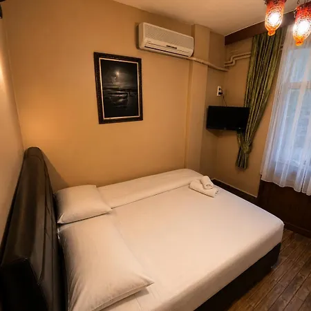 Motto Polonezkoey Hotel
